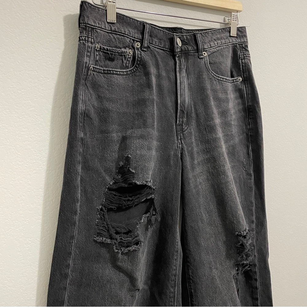 American Eagle Skater Jean High Rise Black Distressed Wide Leg Womens 6 - Picture 3 of 13